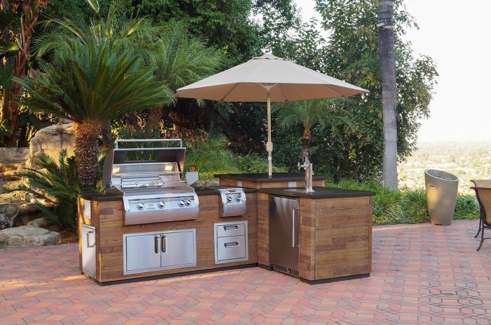 Fire Magic Einbaugrill für die Luxus-Outdoorküche