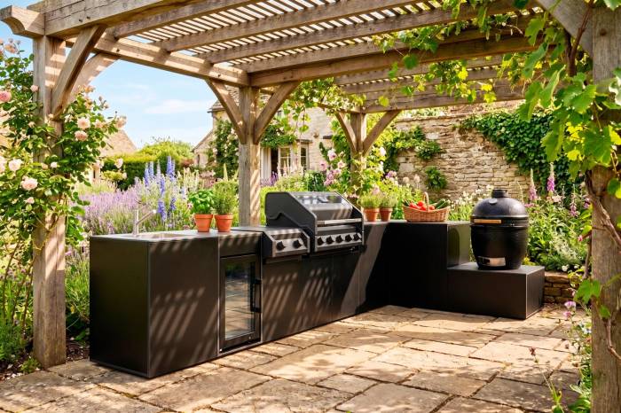 Grillfürst Moments Möbel-Serie zum individuellen Kombinieren von wohnlichen Outdoor-Schränken