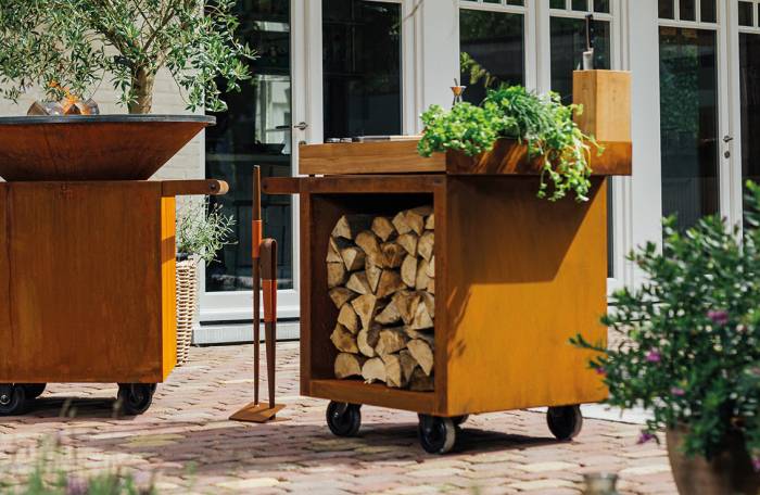 OFYR Mise en Place Table Corten 65 PRO Teakholz -Arbeitsfläche und Stauraum