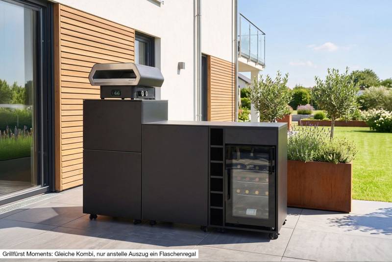 Grillfürst Moments Pizzastation mit Outdoorchef Prismo 420G, Kühlschrank, Apothekerauszug und Tür mit Staufach, inkl. Rückwand - Nero