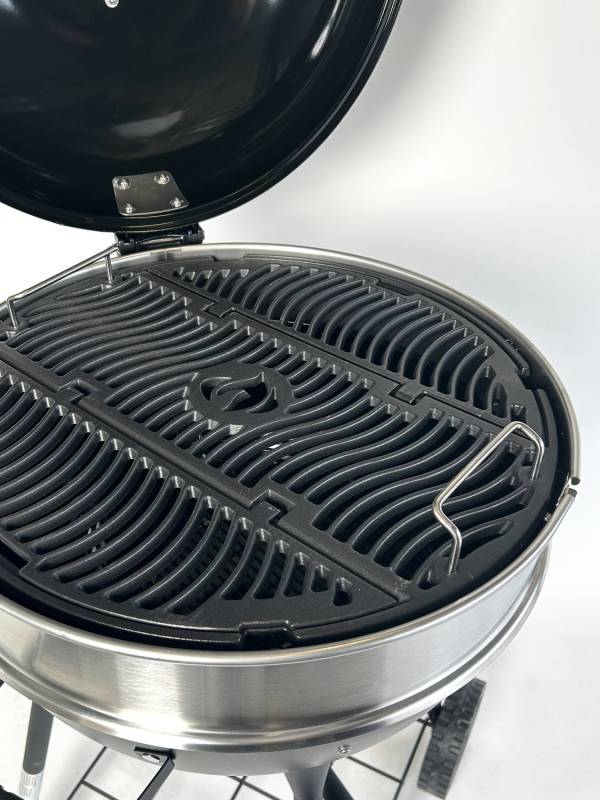 Napoleon PRO Holzkohlegrill Kugelgrill Ø 57 cm mit Gussrost und Deckelscharnier - Mattschwarz - inkl. Abdeckhaube