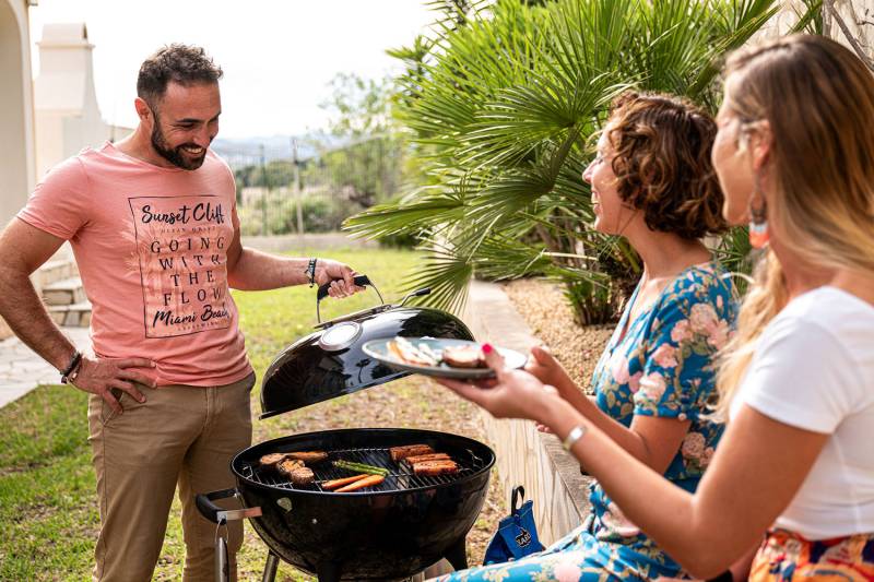 Napoleon Premium Holzkohlegrill Kugelgrill Ø 57 cm - Modell 2024