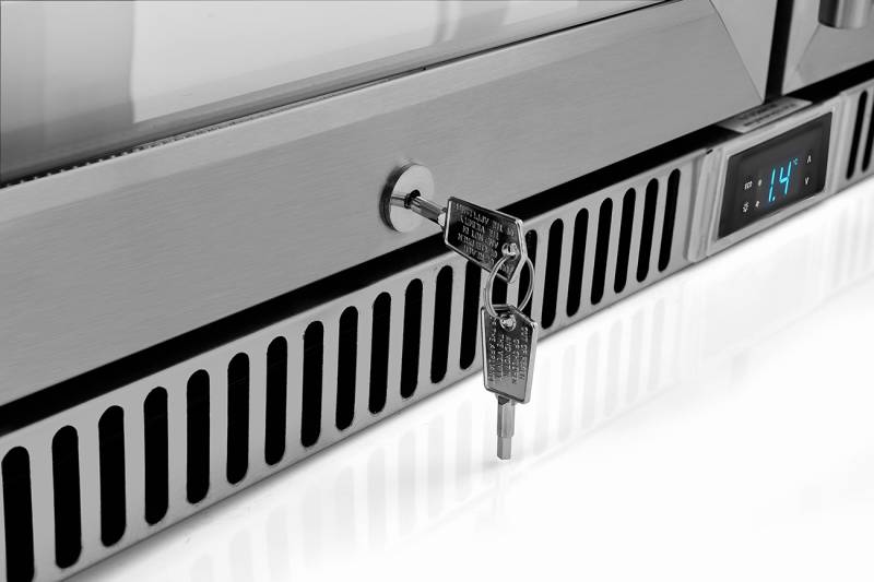 Napoleon Outdoor - Kühlschrank, 210 Liter, 2-türig mit Doppelverglasung und LED Beleuchtung - wasserdicht nach IP24