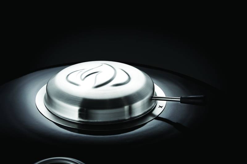 Napoleon PRO Holzkohlegrill Kugelgrill Ø 47 cm  mit Gussrost und Deckelscharnier - Modell 2024