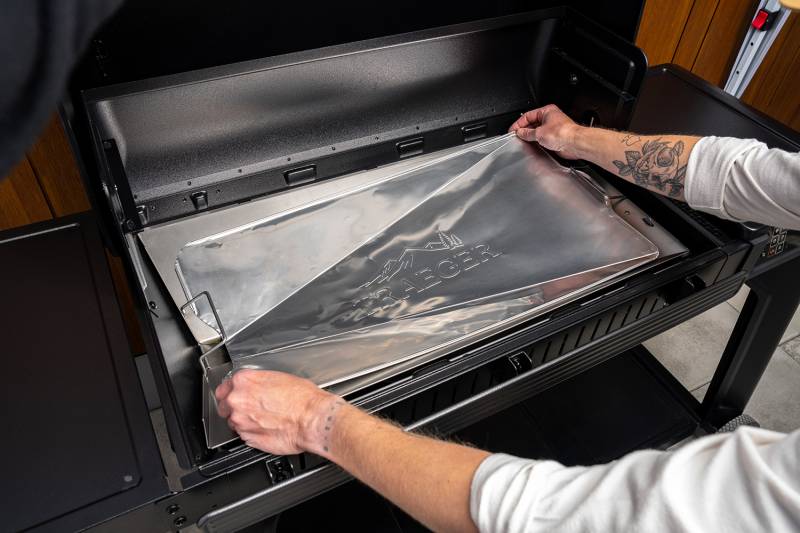 Traeger Aluminium Schutzfolie Größe C für Woodridge Pro & Elite Pelletgrill - 5er Pack