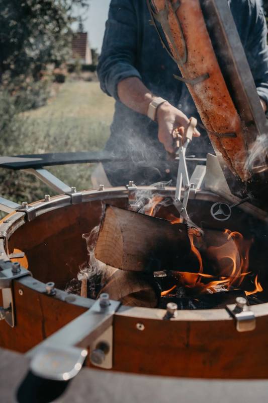 Moesta BOA - Grillzange / Kohlenzange mit Scherenmechanik & Holzgriffen / 51 cm